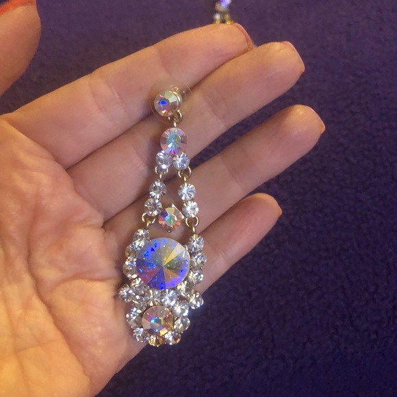 High end Padgett Jewelry Earrings with Crystals - Picture 2 of 6